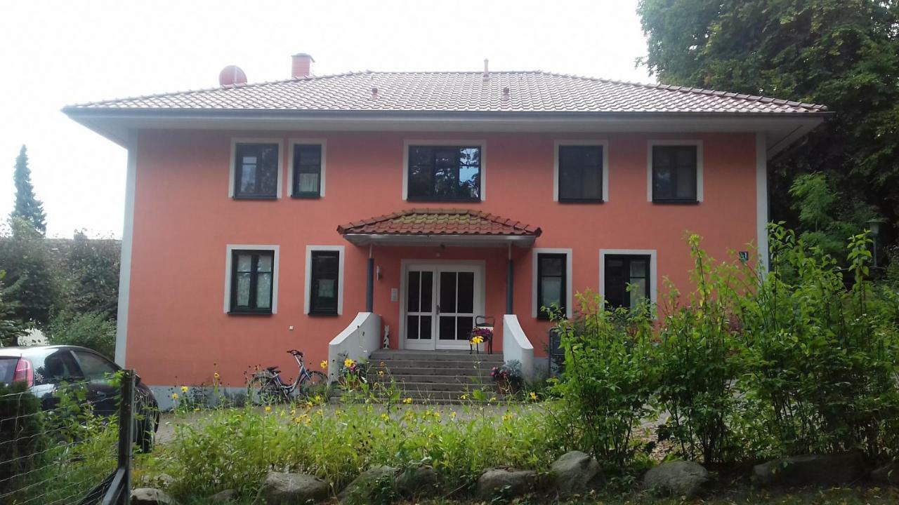 Fewo 1 Waren Mueritz - Haus Buchen Am Tiefwarensee - 1 Zi Exterior foto